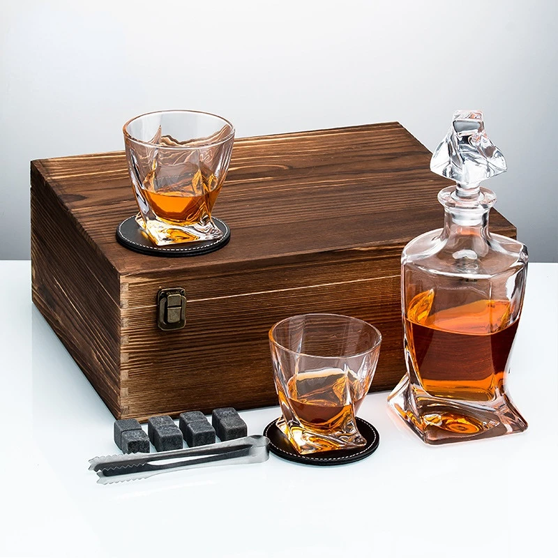 Erkekler İçin Viski Sürahisi v - Whiskey Stone Set incelemesi ve fiyatı